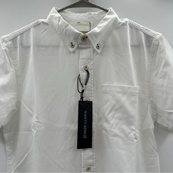 Nifty Genius White Short Sleeve Collared Button Down Shirt Sz XS NEW - Picture 2 of 8